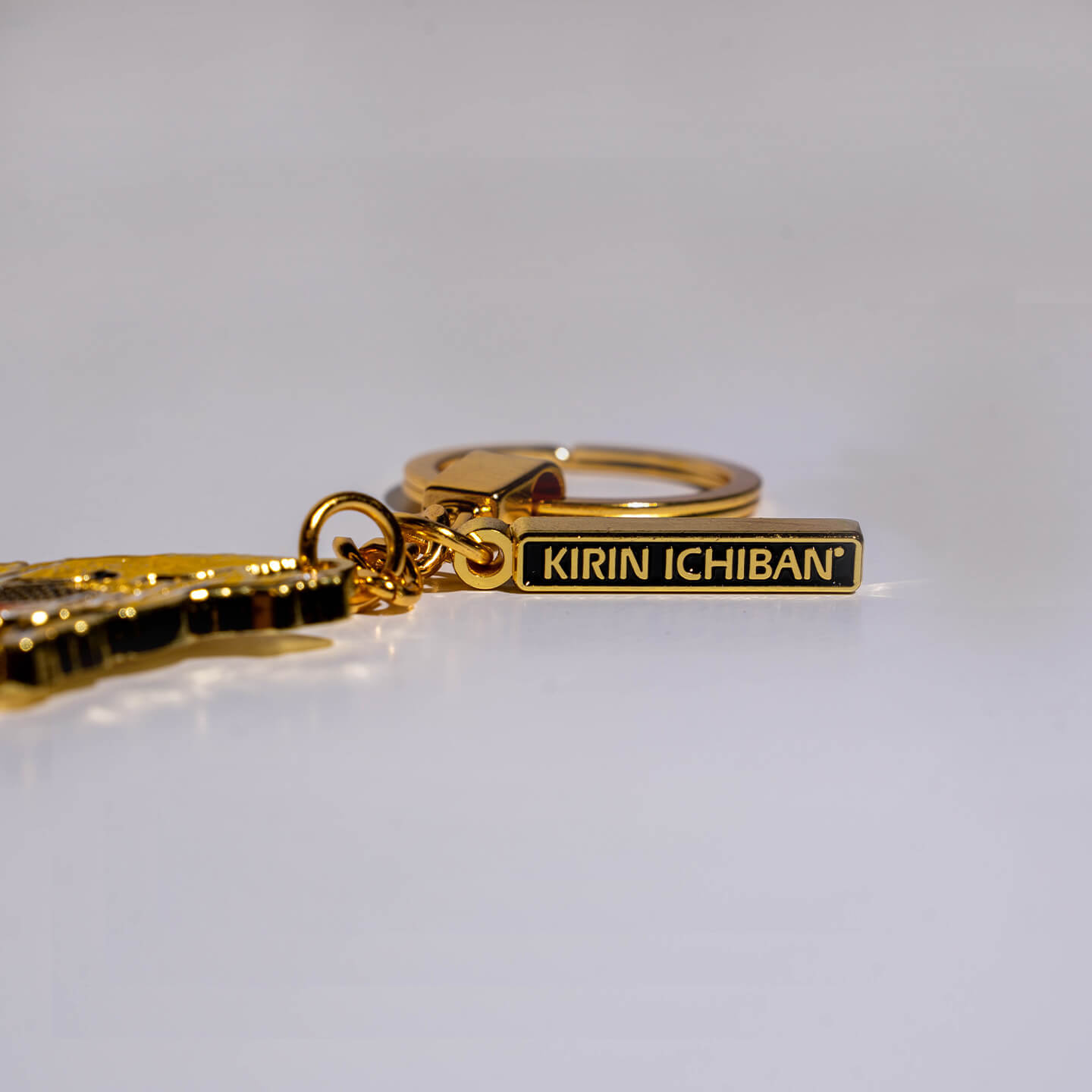 Kirin Ichiban 2025 Merch Keychain Detail 1